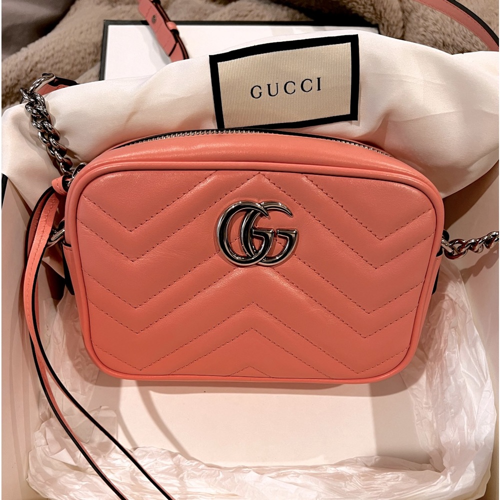 New women’s Gucci GG Marmont Small Shoulder Bag